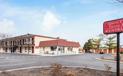 Photo 2 - Grove City Travel Inn Columbus South