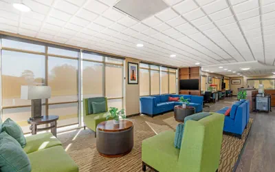 Photo 4 - Comfort Suites Brunswick