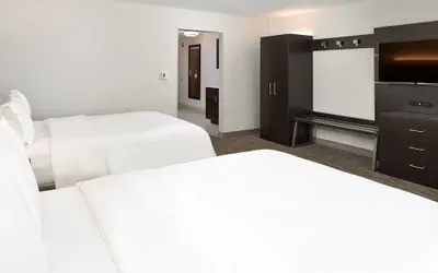 Photo 5 - Holiday Inn Express & Suites Pueblo North by IHG