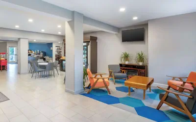 Photo 3 - Microtel Inn & Suites by Wyndham Brooksville