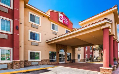 Photo 2 - Best Western Plus Main Street Inn