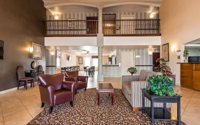 Photo 3 - Best Western Plus Main Street Inn