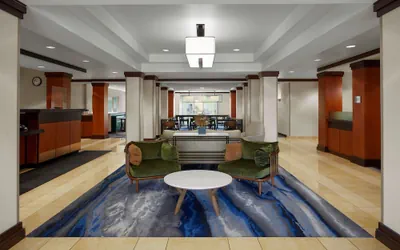 Photo 3 - Fairfield Inn & Suites by Marriott Bedford