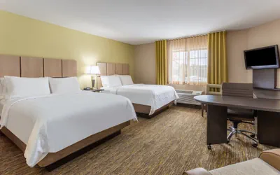 Photo 5 - Candlewood Suites Airport by IHG
