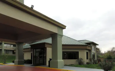 Photo 2 - Quality Inn Harriman