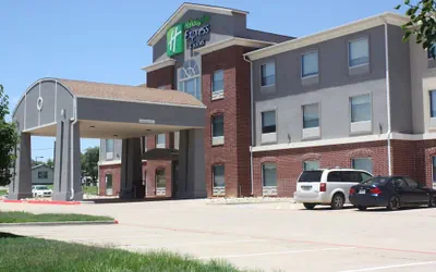 Holiday Inn Express Hotel & Suites Shamrock North by IHG
