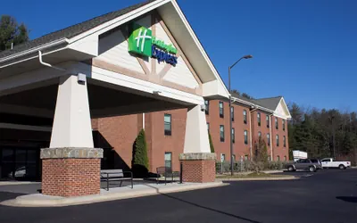 Photo 2 - Holiday Inn Express West Jefferson by IHG