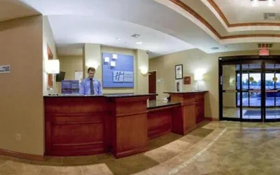 Photo 2 - Holiday Inn Express Hotel & Suites Bartlesville by IHG
