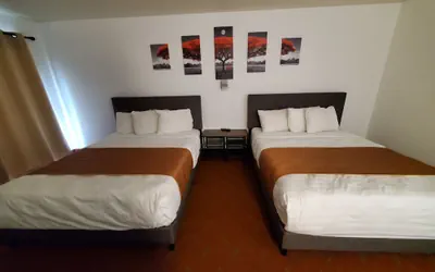 Photo 5 - Trail's End Motel Sheridan