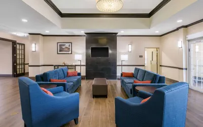 Photo 3 - Comfort Inn & Suites Cedar Hill Duncanville