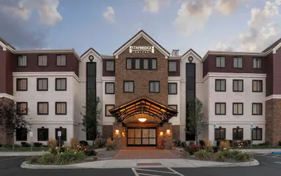 Photo 2 - Staybridge Suites Reno by IHG