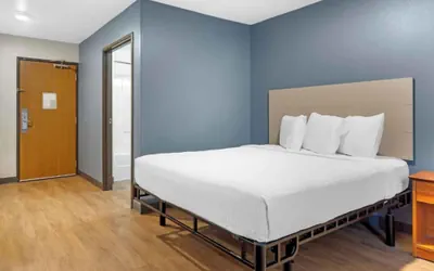 Photo 4 - Studio 6 Extended Stay Fort Myers FL