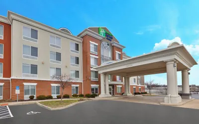 Photo 2 - Holiday Inn Express & Suites Dayton South Franklin by IHG