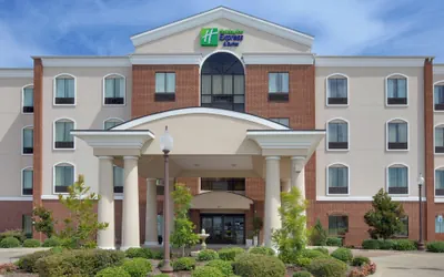 Photo 2 - Holiday Inn Express Hotel & Suites Ennis by IHG