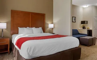 Photo 3 - Springplace Inn & Suites