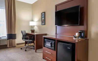 Photo 4 - Comfort Inn Louisville Southwest