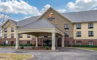 Photo 2 - Comfort Inn Louisville Southwest