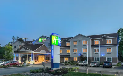 Holiday Inn Express Hotel & Suites Tilton - Lakes Region by IHG