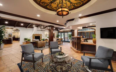 Photo 2 - Ayres Hotel Redlands – Loma Linda