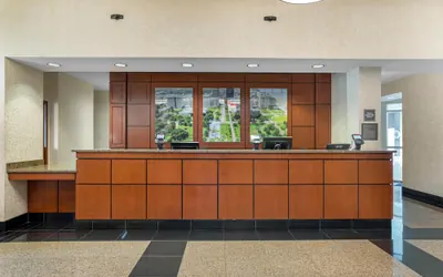 Photo 5 - Drury Inn & Suites Baton Rouge