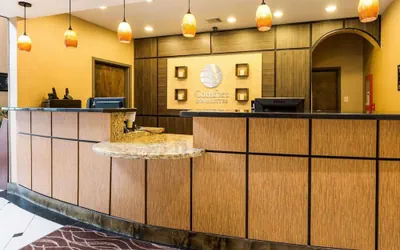 Photo 4 - Comfort Inn & Suites Winnie