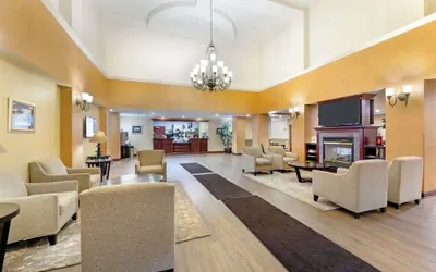 Photo 4 - Best Western Plus Victor Inn & Suites