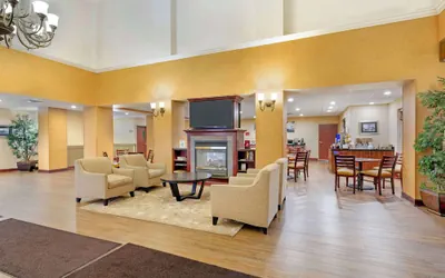 Photo 5 - Best Western Plus Victor Inn & Suites
