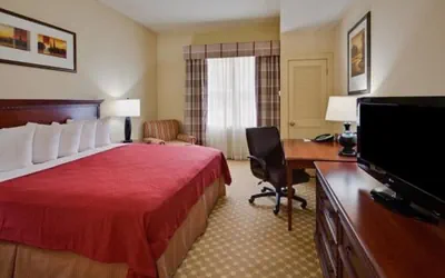 Photo 3 - Country Inn & Suites by Radisson, Crestview, FL