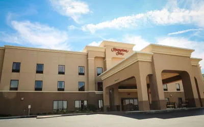Photo 2 - Hampton Inn Morehead