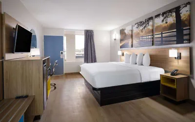 Photo 5 - Days Inn by Wyndham Montgomery I-85