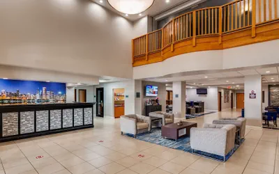 Photo 2 - Best Western Plus Champaign/Urbana Inn