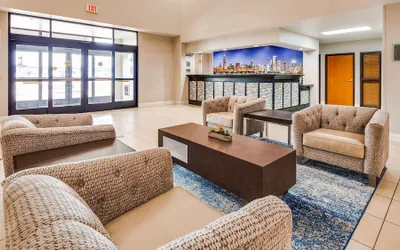 Photo 3 - Best Western Plus Champaign/Urbana Inn