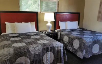 Photo 3 - Simplicity Inn
