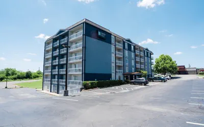 Photo 2 - MainStay Suites Knoxville North I-75