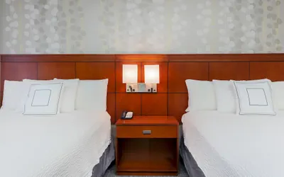 Photo 4 - Courtyard by Marriott Dallas Arlington South
