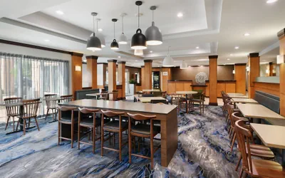 Photo 5 - Fairfield Inn & Suites by Marriott Fort Pierce