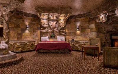 Photo 5 - Inn of the Dove Romantic Suites with Jetted Tub & Fireplace