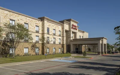 Photo 2 - Hampton Inn & Suites Mansfield