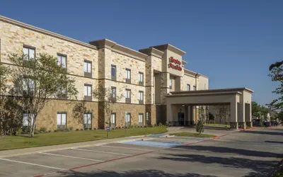 Photo 2 - Hampton Inn & Suites Mansfield