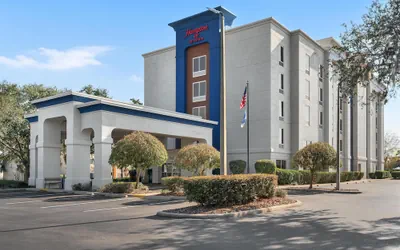 Photo 2 - Hampton Inn Leesburg/Tavares
