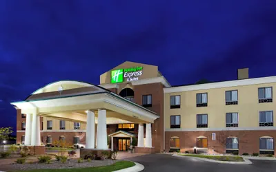 Photo 2 - Holiday Inn Express Hotel & Suites Bay City by IHG