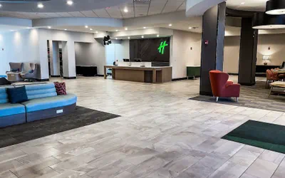 Holiday Inn Omaha Downtown - Waterpark by IHG