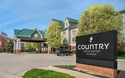 Photo 2 - Country Inn & Suites by Radisson, Rossford - Toledo South