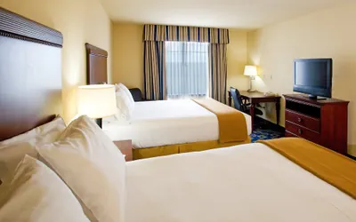 Photo 4 - Holiday Inn Express Jourdanton - Pleasanton by IHG