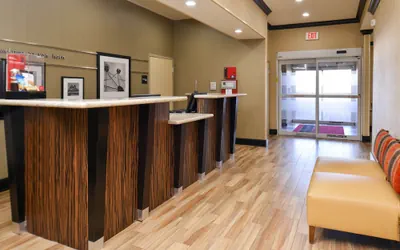 Photo 3 - Hampton Inn Van Horn