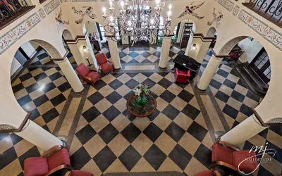 Photo 3 - Hotel Seville