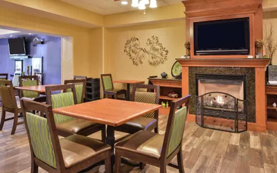 Photo 3 - Hampton Inn Harrisonburg - South