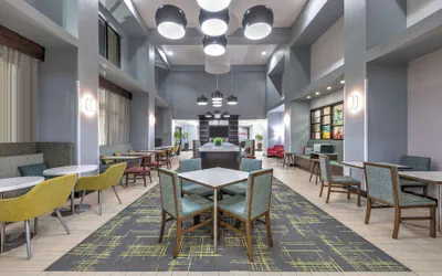 Photo 3 - Hampton Inn & Suites Lake Jackson-Clute