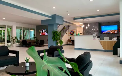 Photo 4 - Atrium Hotel, Trademark Collection by Wyndham