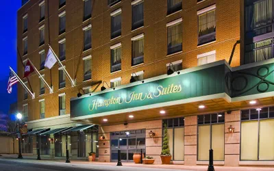 Photo 2 - Hampton Inn & Suites Little Rock-Downtown
